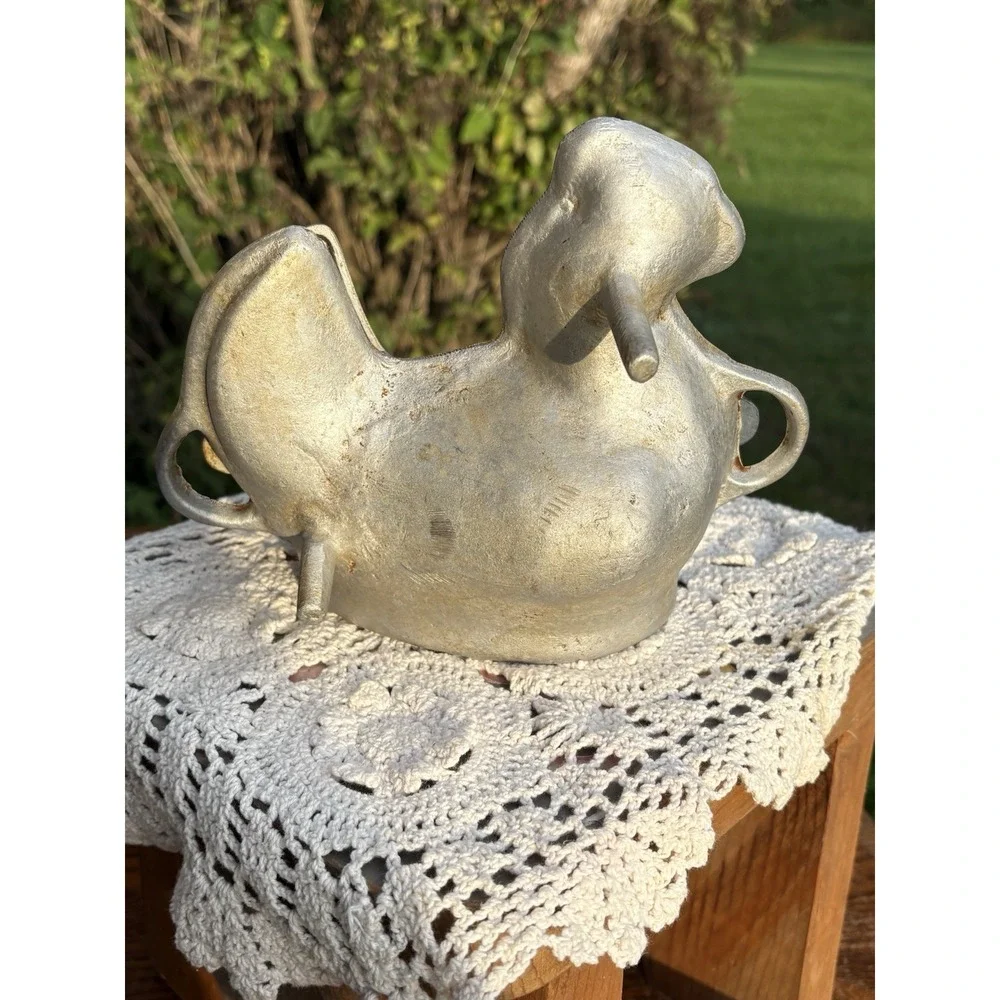 Vintage Chicken Rooster Baking Molds Aluminum 2 Piece Model Farmhouse Decor